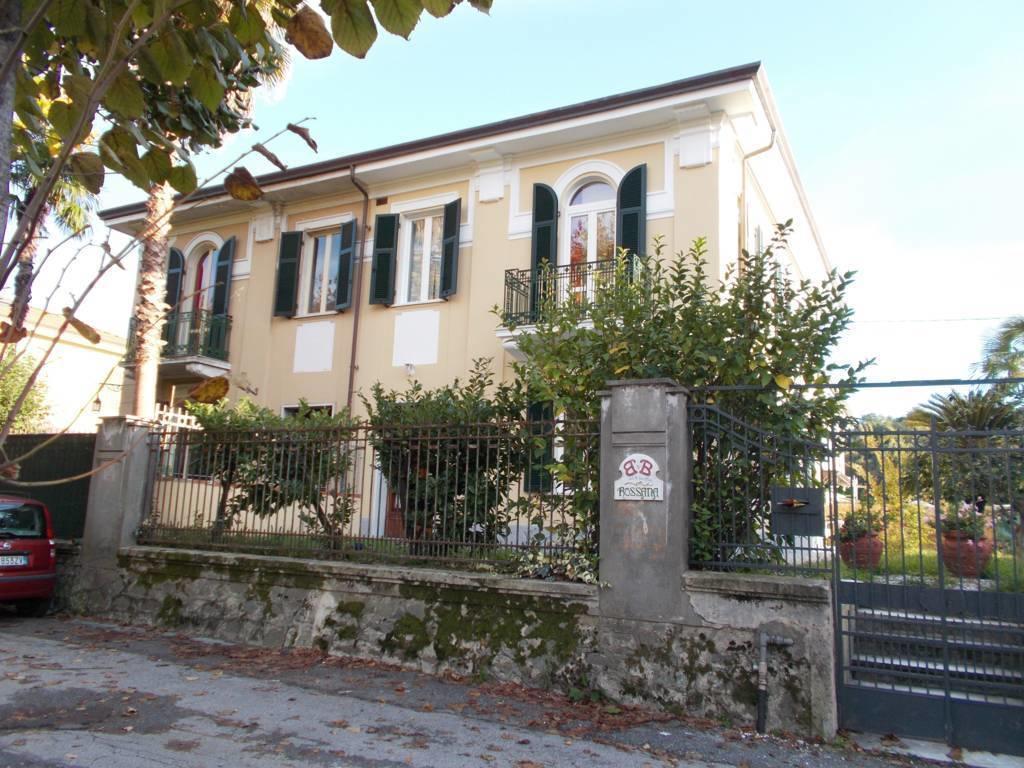 B&B Rossana Carrara Luaran gambar