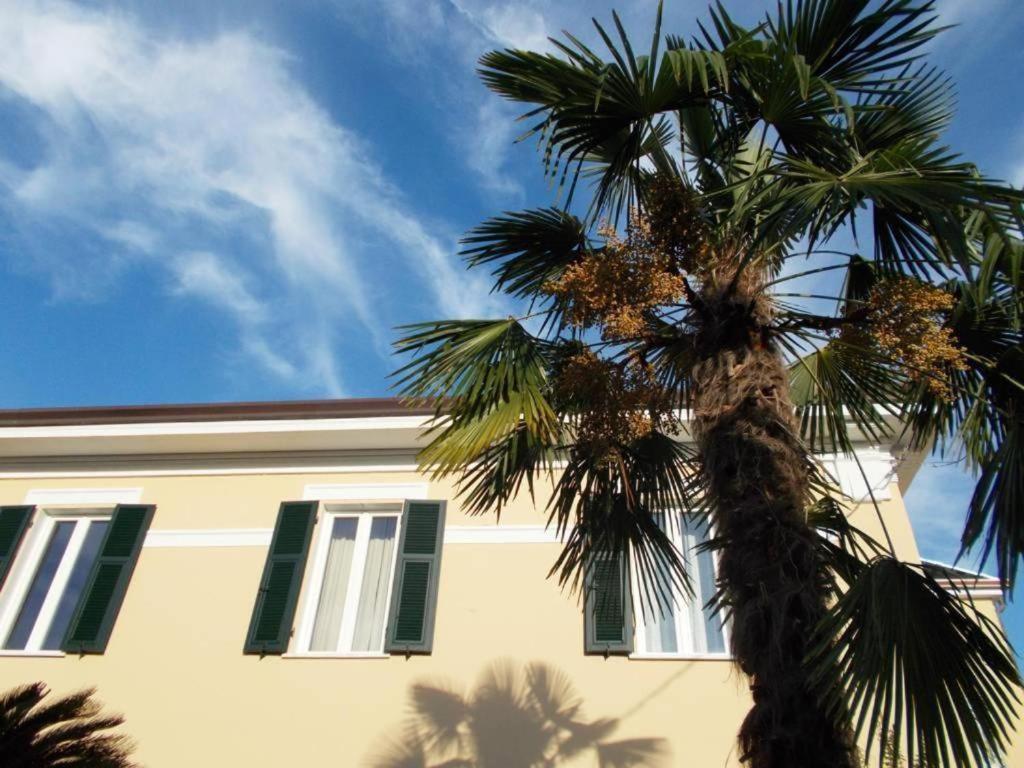 B&B Rossana Carrara Luaran gambar