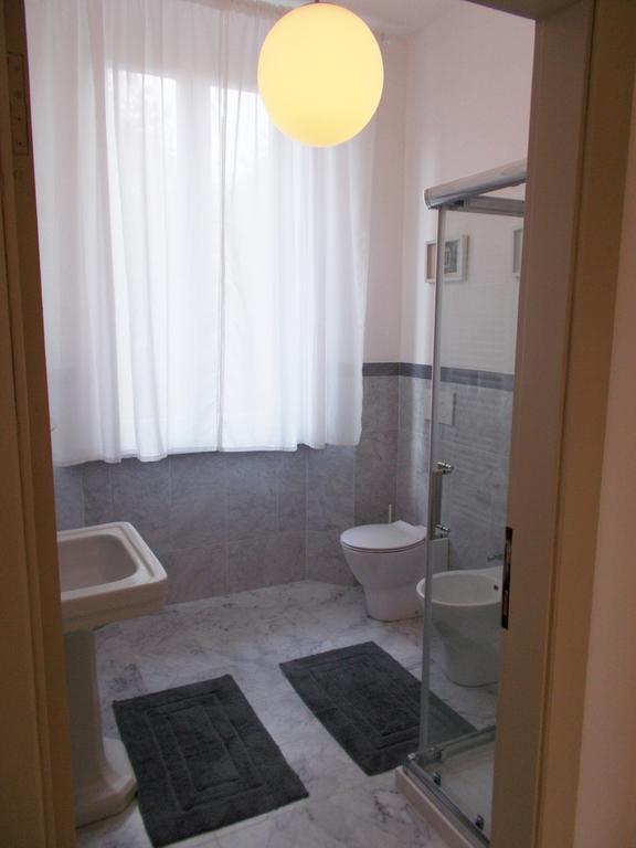 B&B Rossana Carrara Bilik gambar